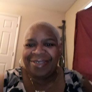 Meet your Posher, Vickie